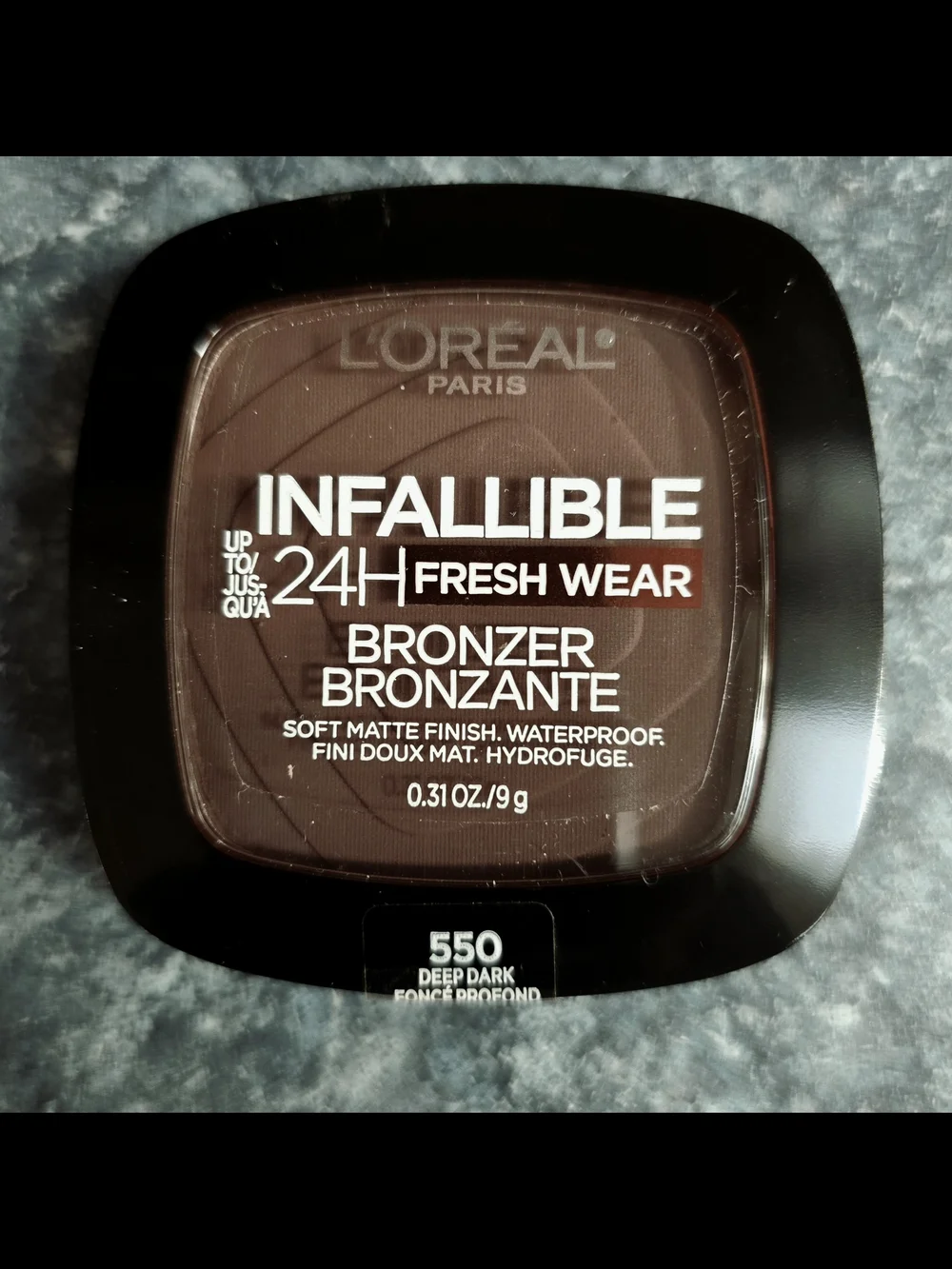 L'Oreal Soft Matte Bronzer 550 Deep Dark - Brown